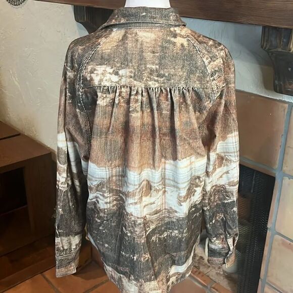Gilded Intent Landscape Corduroy Shirt, size SMALL - Picture 8 of 12